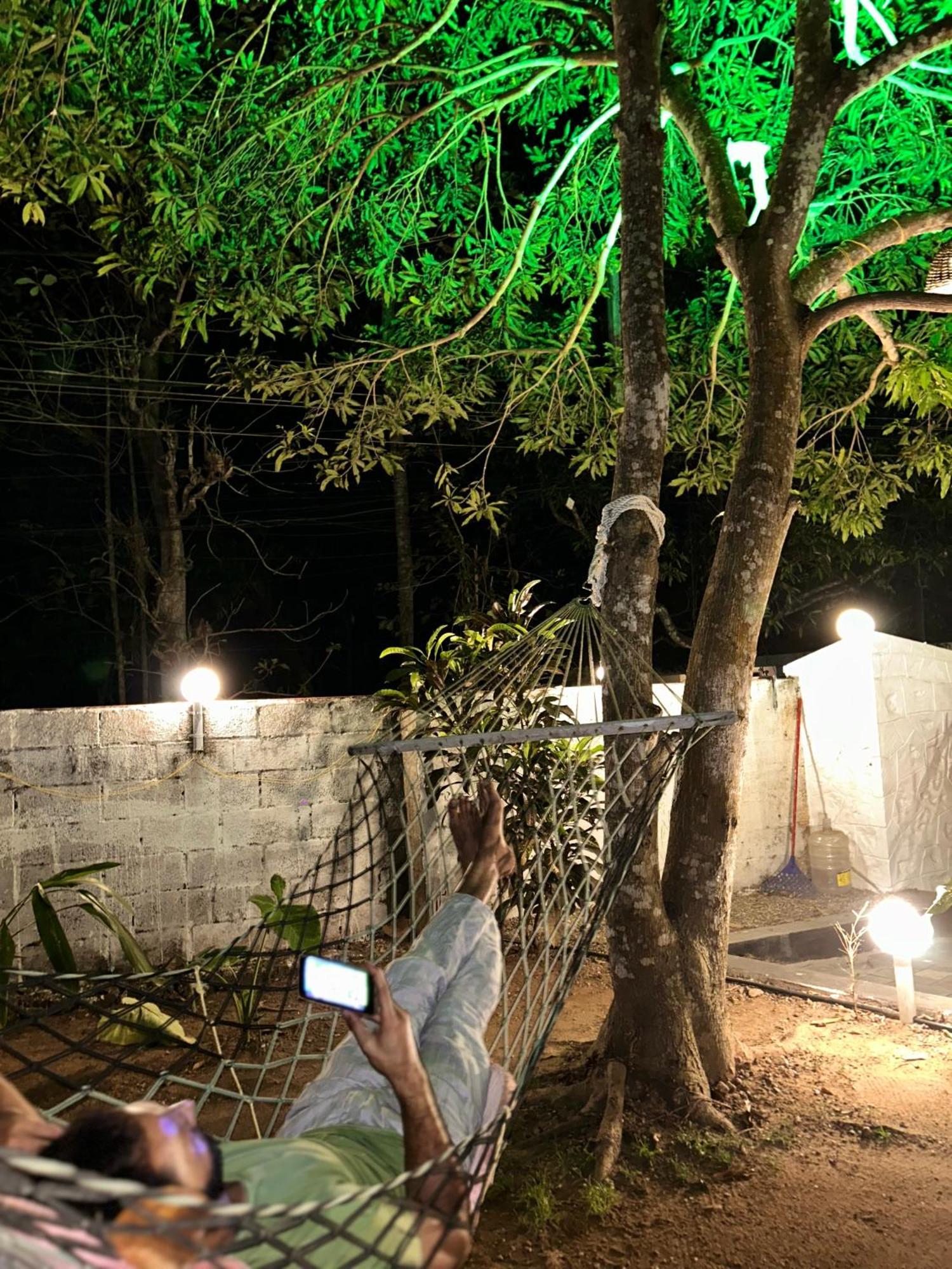 شقة Cozy Nest فاركَالا المظهر الخارجي الصورة